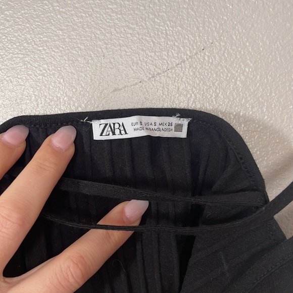 Black Zara bodysuit - Picture 3 of 3